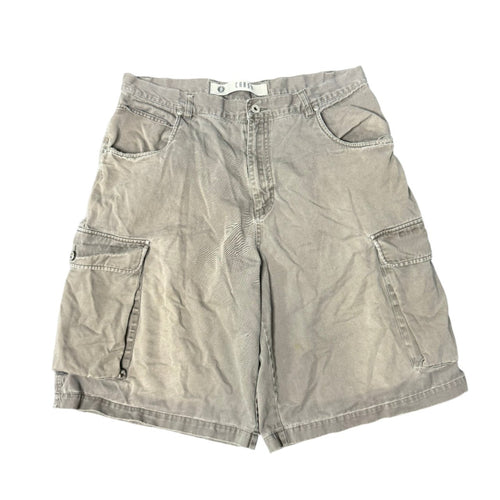 (36) Y2K Cargo Shorts